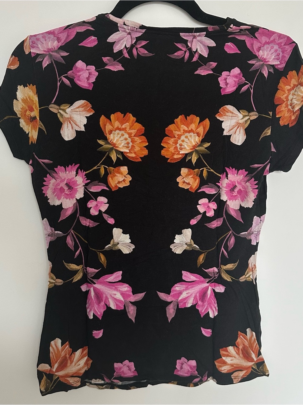 Ted Baker Arbyela Black Floral Short Sleeve Top, Small, Size 1 - Picture 2 of 6